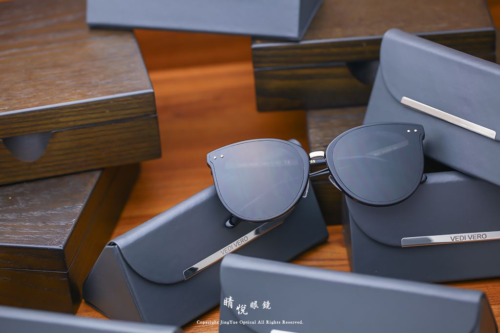 睛悦眼鏡,VEDI VERO,眼鏡,手工眼鏡,太陽眼鏡,宋慧喬,李鍾碩,VE907,VE 907,BLK
