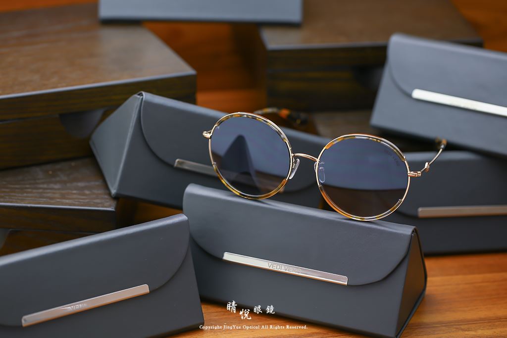 睛悦眼鏡,VEDI VERO,眼鏡,太陽眼鏡,偏光太陽眼鏡,宋慧喬,李鍾碩,VE921,VE 921,BLKM