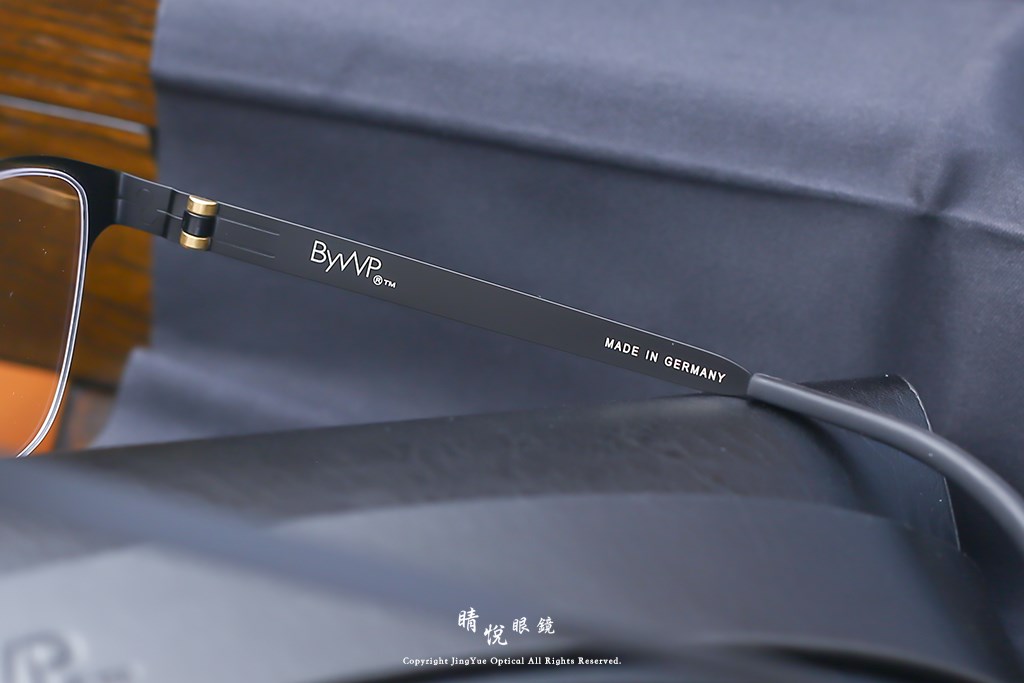 睛悦眼鏡,BYWP,德國薄鋼眼鏡,眼鏡,手工眼鏡,手工框,BYA 14711 MB CYGO	