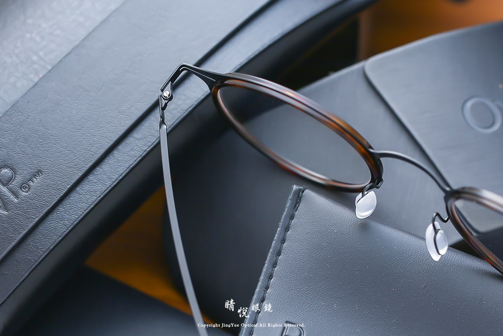 睛悦眼鏡,BYWP,德國薄鋼眼鏡,眼鏡,手工眼鏡,手工框,OYA 18700 DTS MB