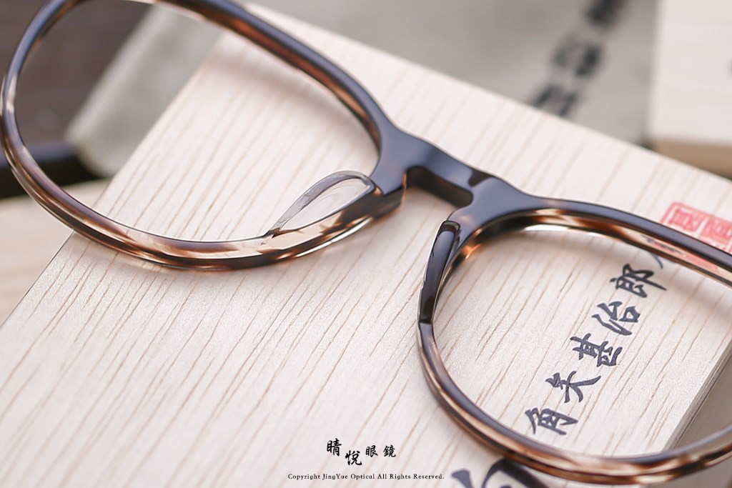 睛悦眼鏡,角矢甚治郎,手工眼鏡,日本手工眼鏡,賽璐珞,Celluloid,江戶限定 玄白 C3