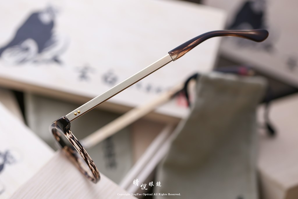 睛悦眼鏡,角矢甚治郎,手工眼鏡,日本手工眼鏡,賽璐珞,Celluloid,江戶限定 玄白 C3