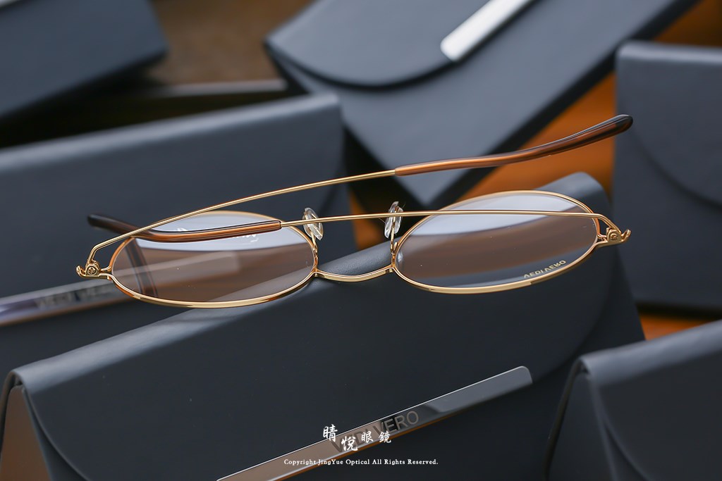 睛悦眼鏡,VEDI VERO,眼鏡,手工眼鏡,太陽眼鏡,宋慧喬,李鍾碩,VOCM15 GD