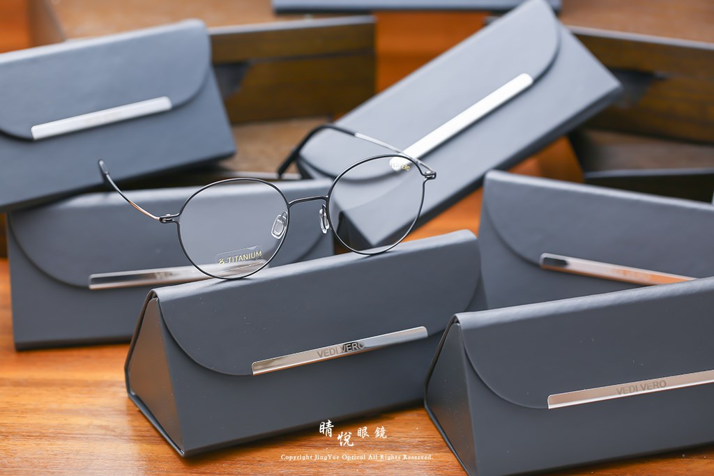 睛悦眼鏡,VEDI VERO,眼鏡,手工眼鏡,太陽眼鏡,宋慧喬,李鍾碩,VOCM15 BLKS