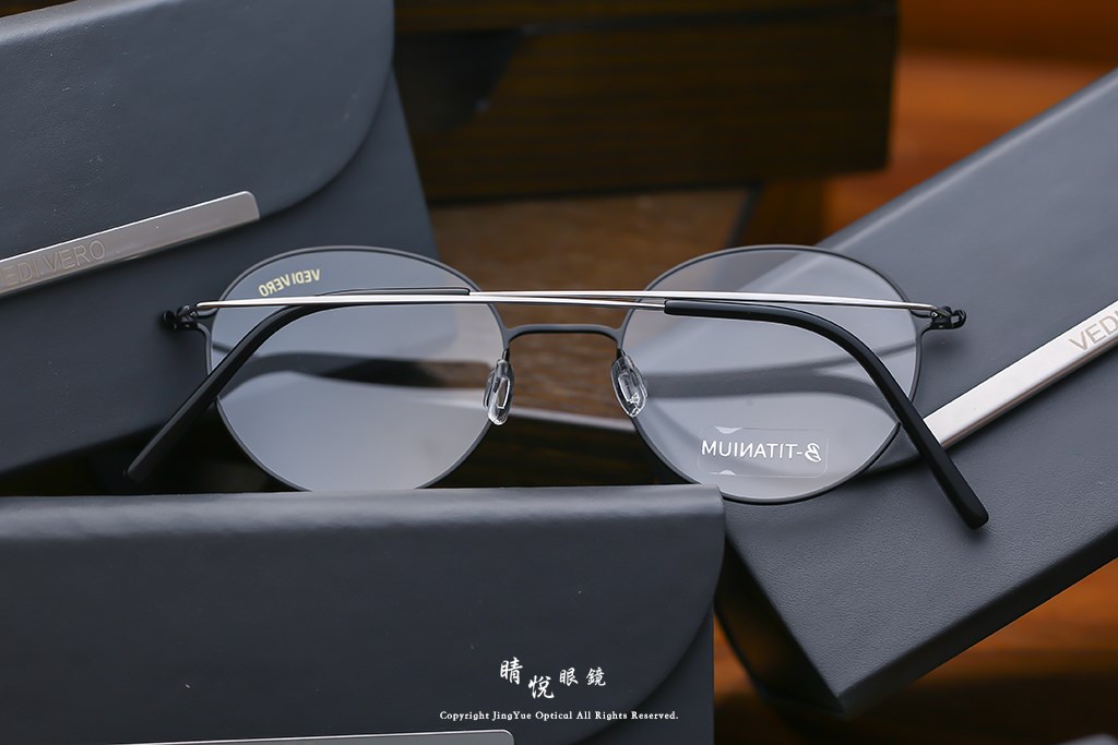 睛悦眼鏡,VEDI VERO,眼鏡,手工眼鏡,太陽眼鏡,宋慧喬,李鍾碩,VOCM15 BLKS
