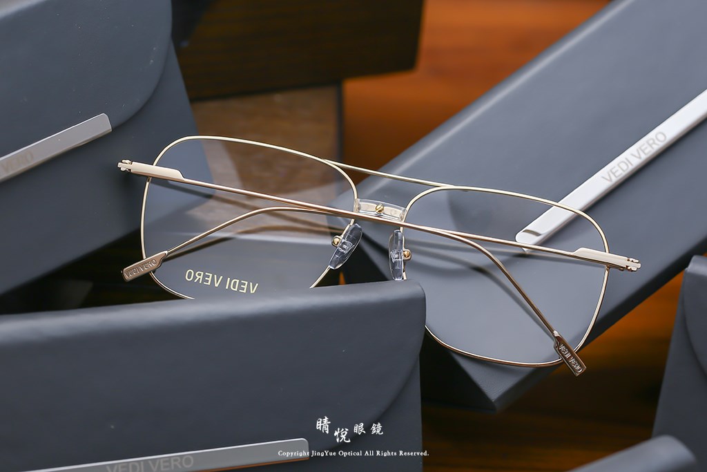 睛悦眼鏡,VEDI VERO,眼鏡,手工眼鏡,太陽眼鏡,宋慧喬,李鍾碩,VO121,VO 121 PGD