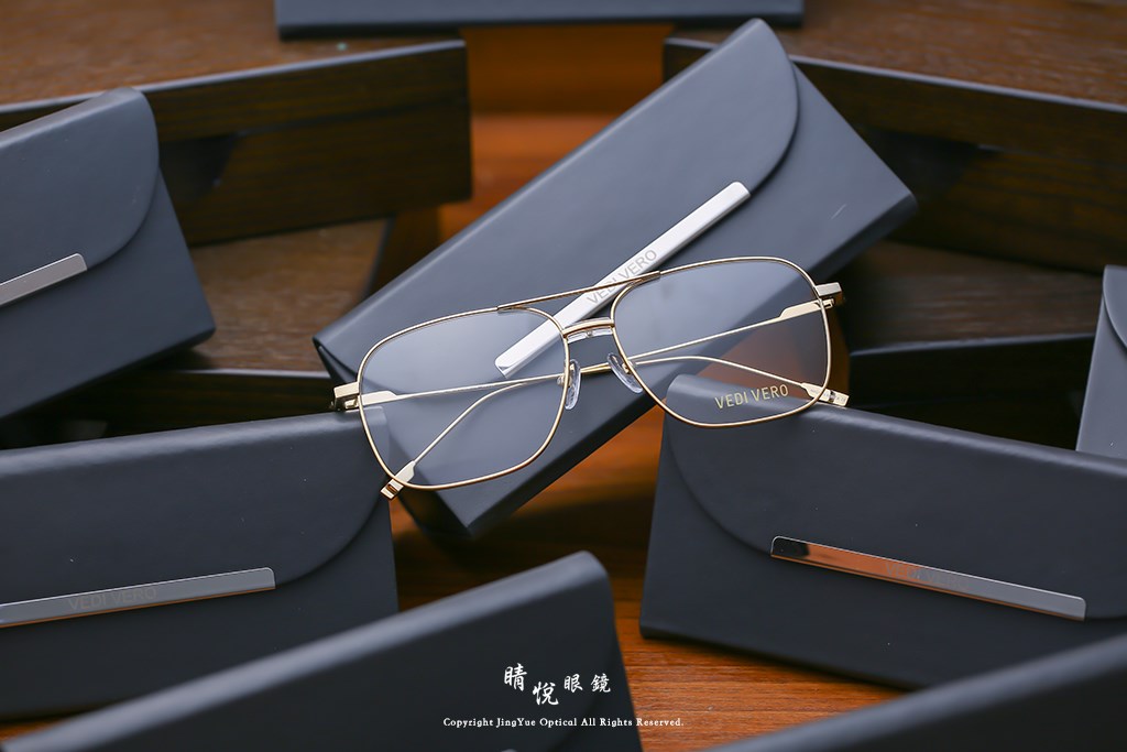 睛悦眼鏡,VEDI VERO,眼鏡,手工眼鏡,太陽眼鏡,宋慧喬,李鍾碩,VO121,VO 121 PGD