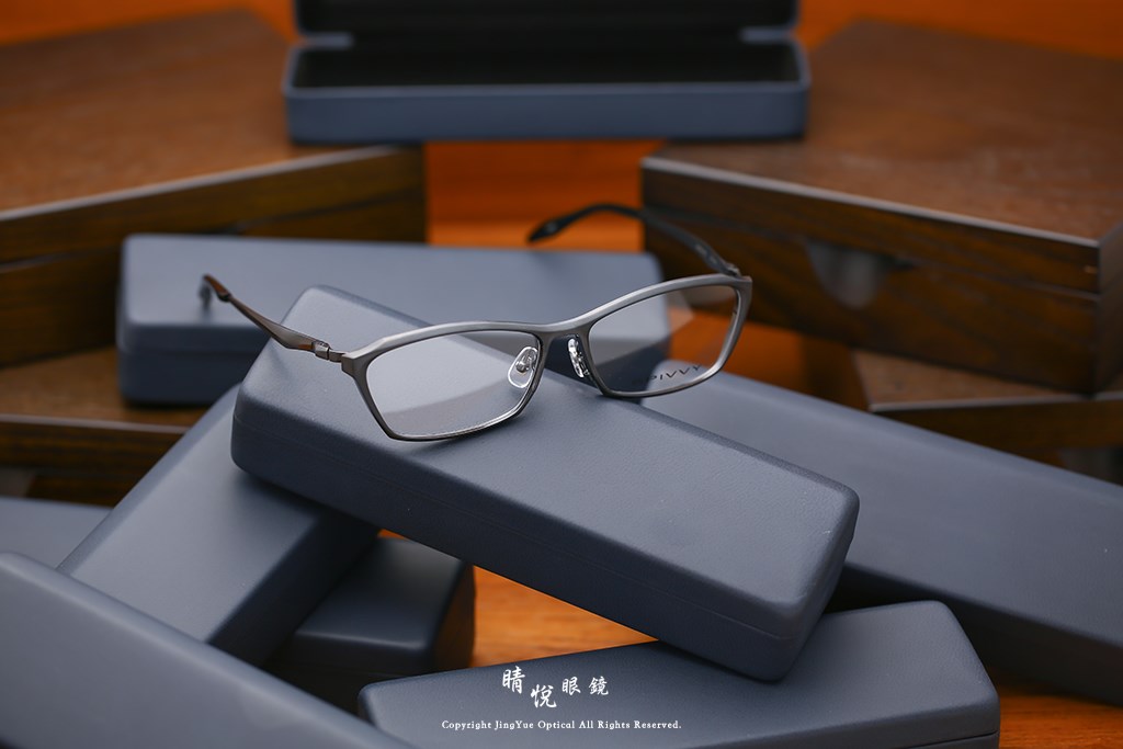 KANEKO,金子眼鏡,SPIVVY,與市,日本手工眼鏡,手工眼鏡,眼鏡,SP 1218,IPBK