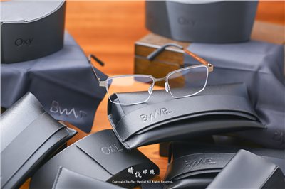 日耳曼的純粹堅毅 德國 BYWP 薄鋼眼鏡 BYA PPCUA GY 90718