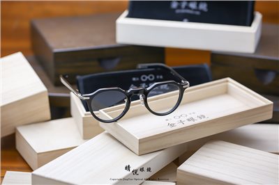 職人工藝 完美呈現 金子眼鏡 銀飾 系列 KMP PL BK 92440