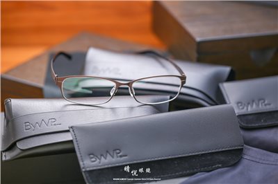 日耳曼的純粹堅毅 BYWP 德國薄鋼眼鏡 BY OOUUC MM 54363